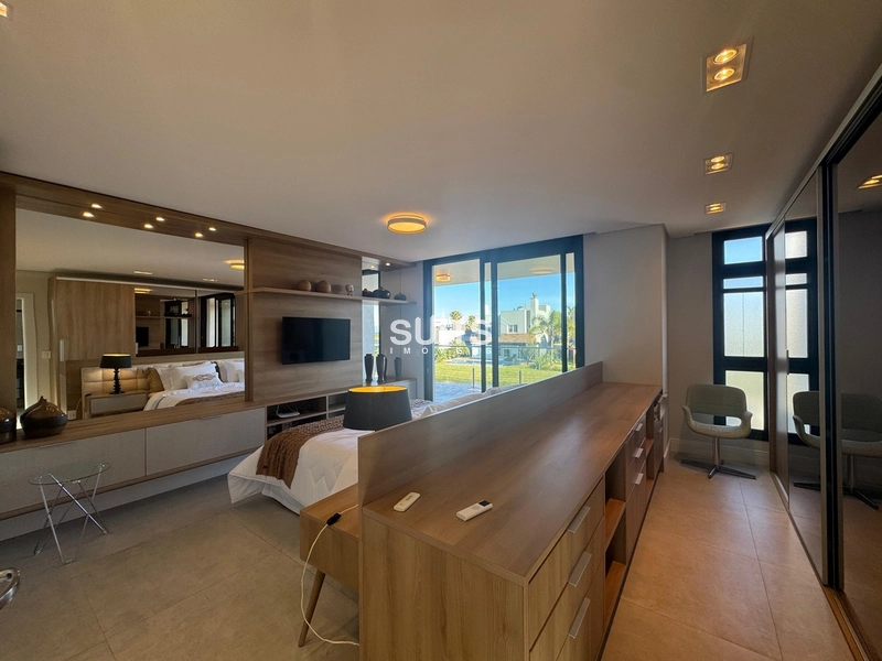 Mansão no condomínio Enseada.: 28ª foto da galeria de imagens do imóvel