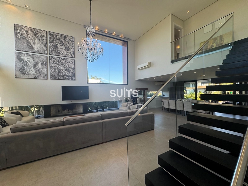 Mansão no condomínio Enseada.: 18ª foto da galeria de imagens do imóvel