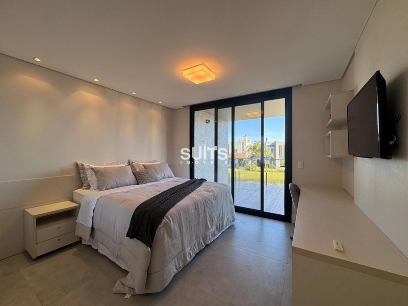 Mansão no condomínio Enseada.: 25ª foto da galeria de imagens do imóvel