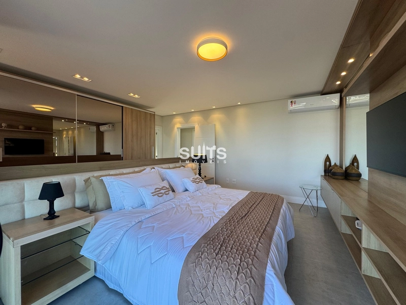 Mansão no condomínio Enseada.: 24ª foto da galeria de imagens do imóvel