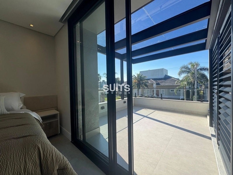 Mansão no condomínio Enseada.: 19ª foto da galeria de imagens do imóvel