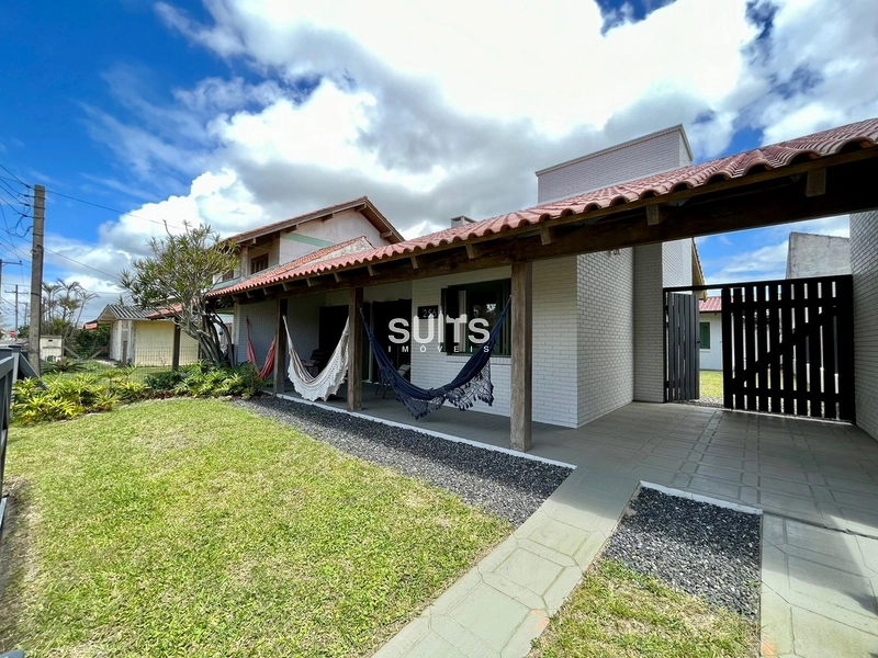 SOBRADO À 01 QUADRA DO MAR NA PRAIA DE ATLANTIDA SUL: 4ª foto da galeria de imagens do imóvel