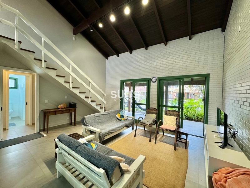 SOBRADO À 01 QUADRA DO MAR NA PRAIA DE ATLANTIDA SUL: 11ª foto da galeria de imagens do imóvel