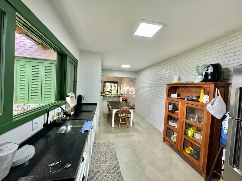 SOBRADO À 01 QUADRA DO MAR NA PRAIA DE ATLANTIDA SUL: 19ª foto da galeria de imagens do imóvel