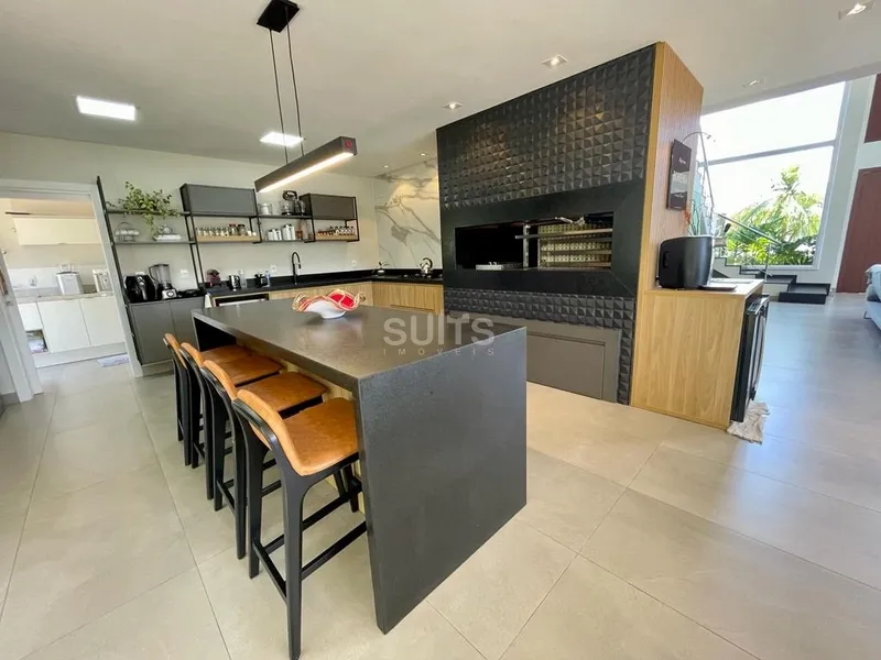 Excelente sobrado de esquina à venda no condomínio Sea Coast: 10ª foto da galeria de imagens do imóvel