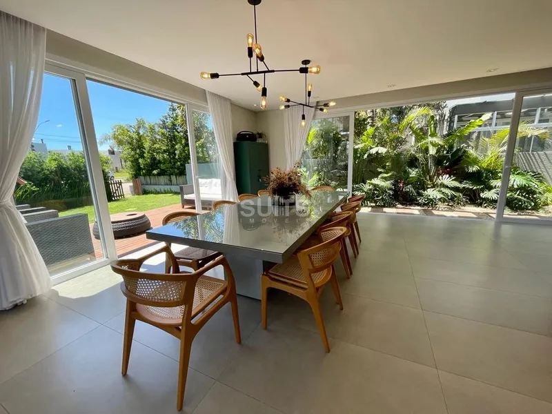 Excelente sobrado de esquina à venda no condomínio Sea Coast: 8ª foto da galeria de imagens do imóvel