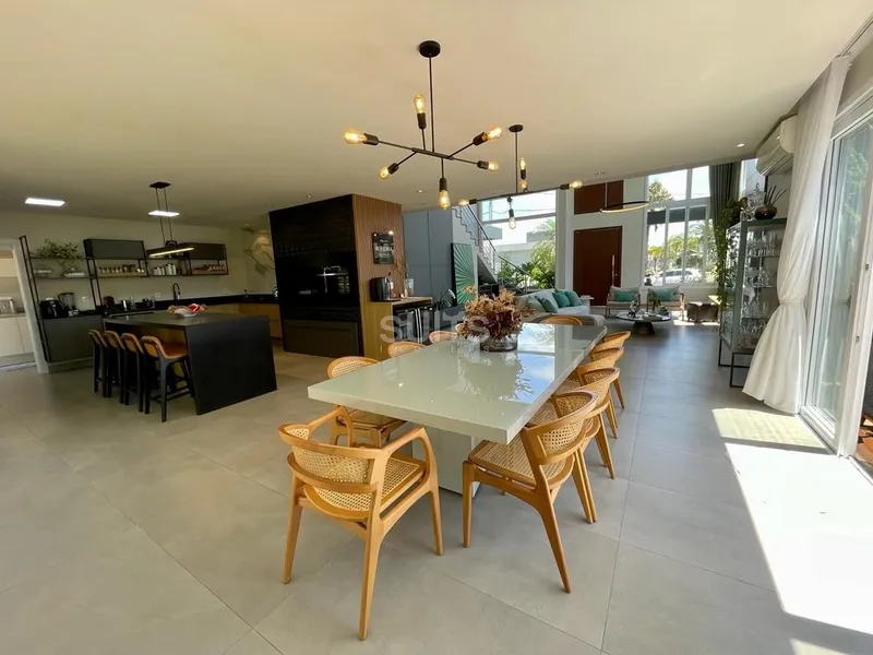 Excelente sobrado de esquina à venda no condomínio Sea Coast: 9ª foto da galeria de imagens do imóvel