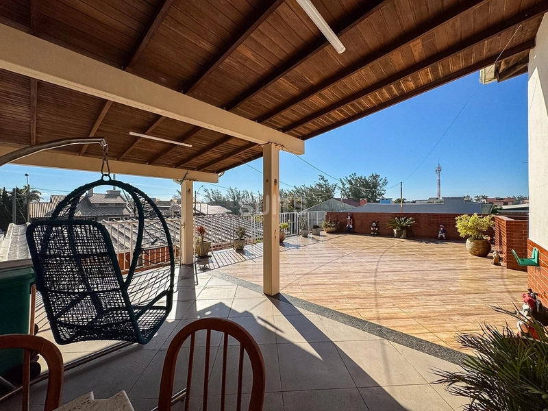 Casa com 02 terrenos próxima ao mar no Centro de Xangri-Lá : 22ª foto da galeria de imagens do imóvel