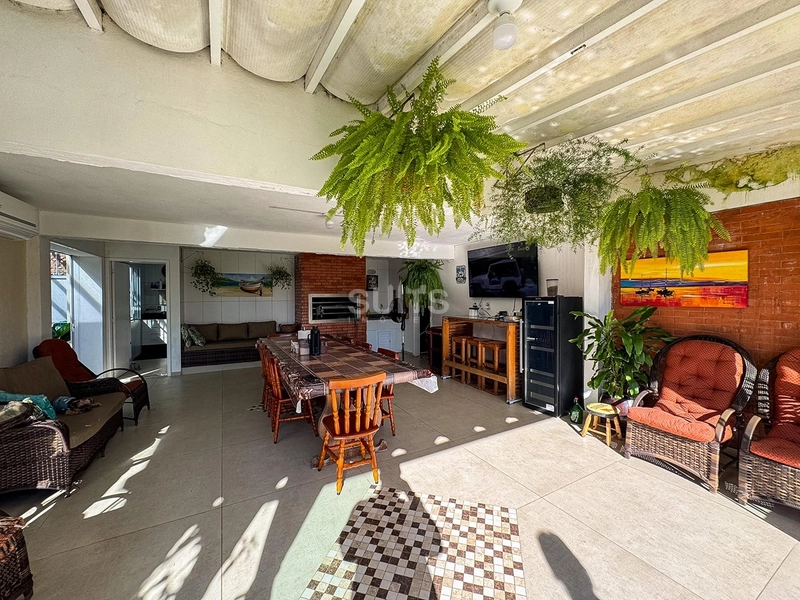 Casa com 02 terrenos próxima ao mar no Centro de Xangri-Lá : 25ª foto da galeria de imagens do imóvel