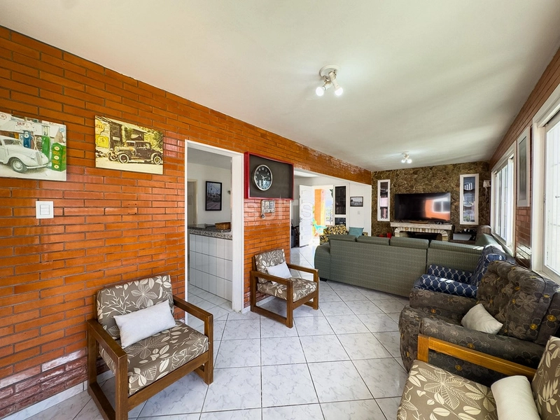 Casa com 02 terrenos próxima ao mar no Centro de Xangri-Lá : 4ª foto da galeria de imagens do imóvel