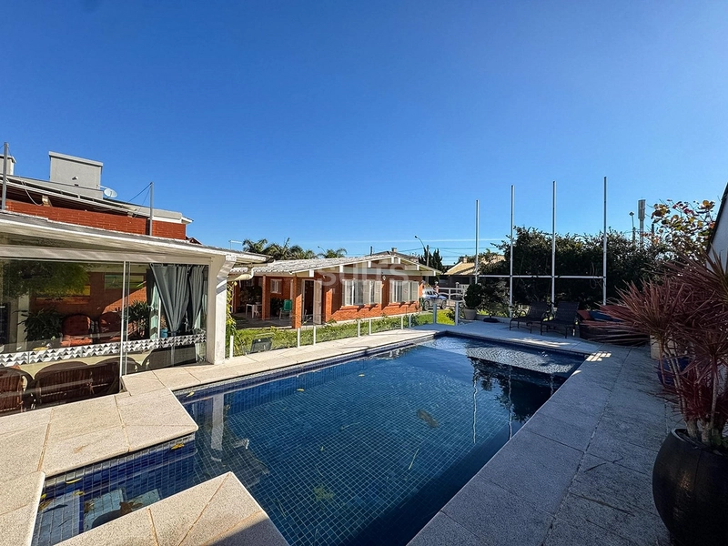 Casa com 02 terrenos próxima ao mar no Centro de Xangri-Lá : 28ª foto da galeria de imagens do imóvel