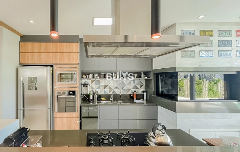 Excelente casa beira lago no condomínio Riviera: 9ª foto da galeria de imagens do imóvel