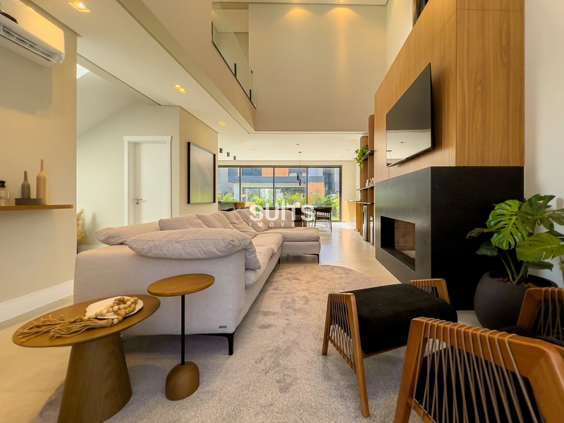 Excelente sobrado à venda no condomínio Sunset: 1ª foto da galeria de imagens do imóvel