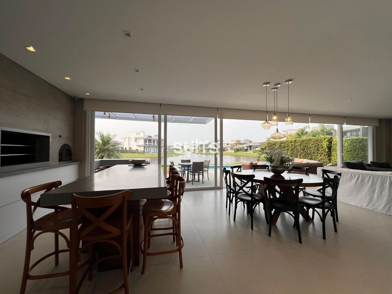 Excelente sobrado beira lago no Condomínio Enseada: 10ª foto da galeria de imagens do imóvel