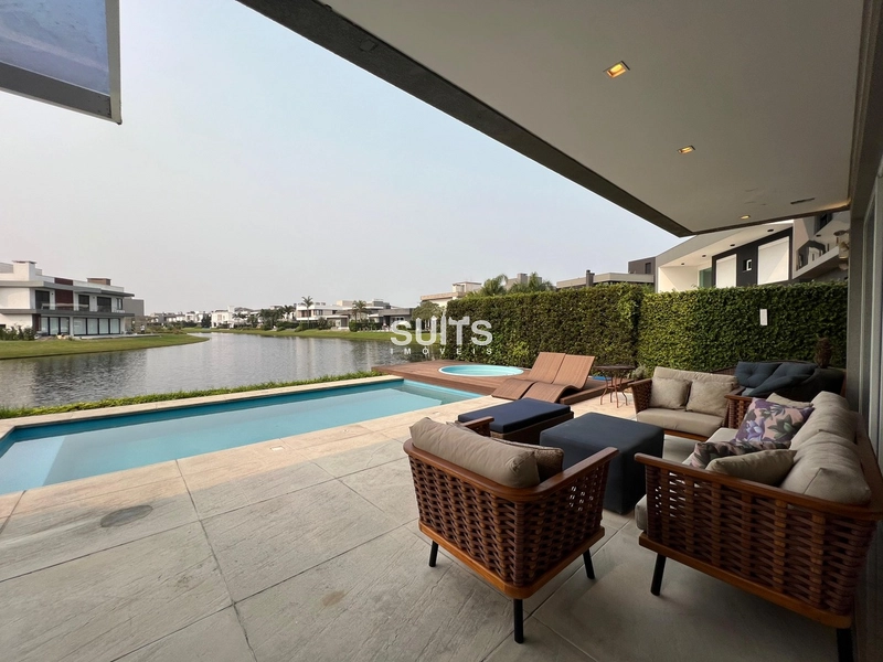 Excelente sobrado beira lago no Condomínio Enseada: 14ª foto da galeria de imagens do imóvel