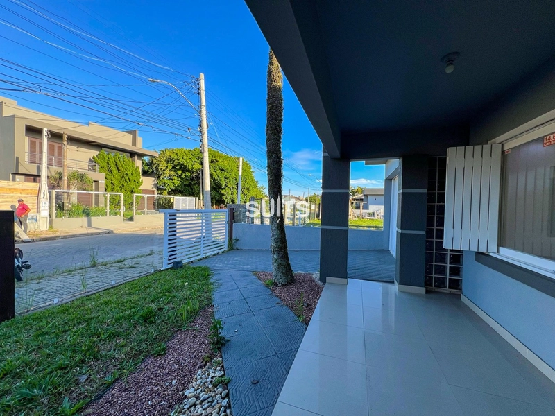 Excelente casa à venda no Centro de Xangri-Lá: 4ª foto da galeria de imagens do imóvel