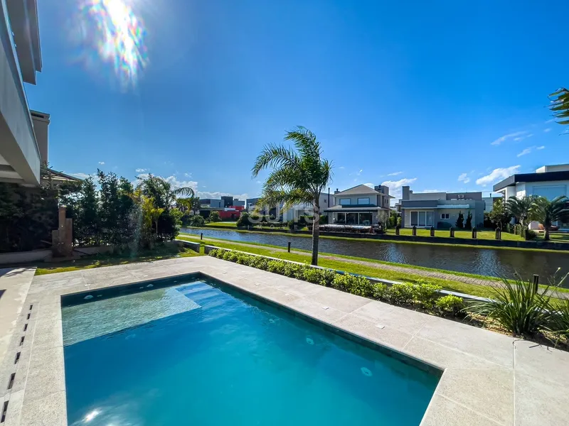 Lindo sobrado padrão AAA Beira Lago no Cond. Sea Coast: 15ª foto da galeria de imagens do imóvel