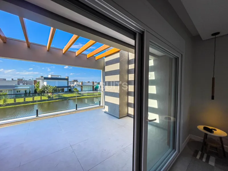 Lindo sobrado padrão AAA Beira Lago no Cond. Sea Coast: 30ª foto da galeria de imagens do imóvel