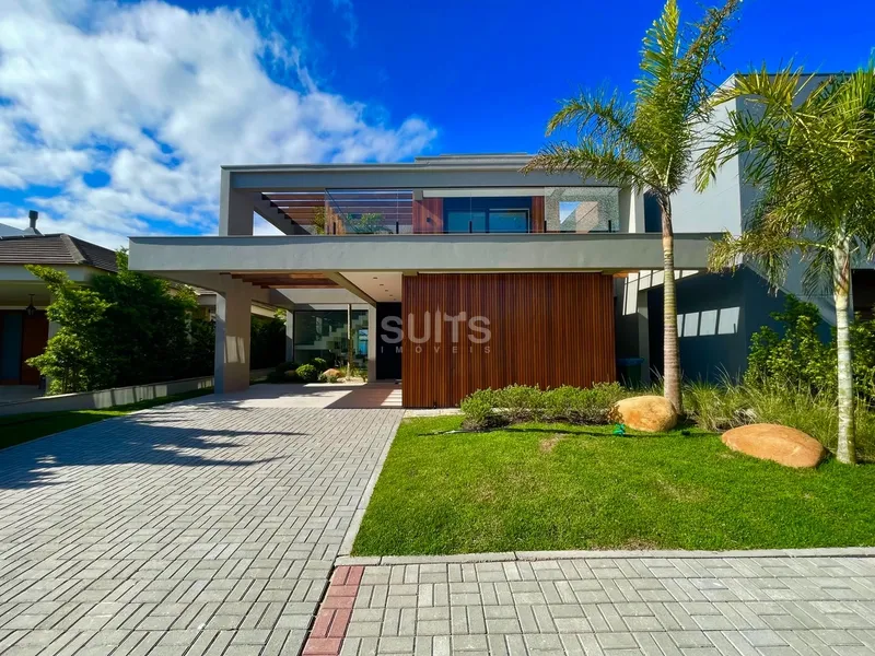 Lindo sobrado padrão AAA Beira Lago no Cond. Sea Coast: 2ª foto da galeria de imagens do imóvel