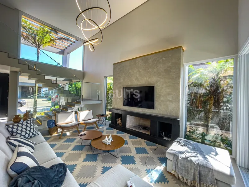 Lindo sobrado padrão AAA Beira Lago no Cond. Sea Coast: 6ª foto da galeria de imagens do imóvel