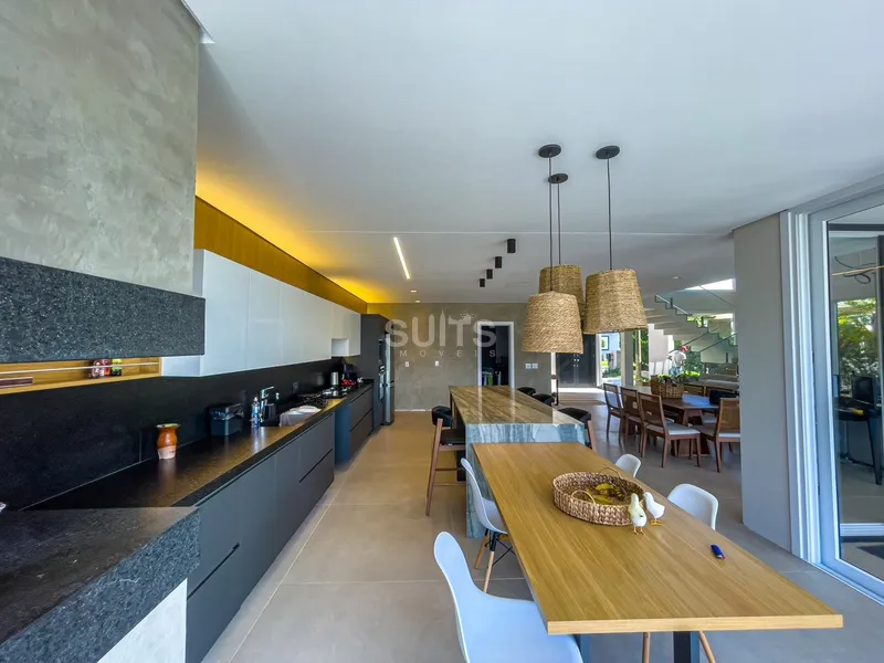 Lindo sobrado padrão AAA Beira Lago no Cond. Sea Coast: 9ª foto da galeria de imagens do imóvel