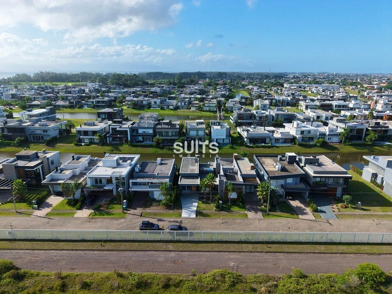 Excelente casa à venda no condomínio Capão Ilhas: 4ª foto da galeria de imagens do imóvel