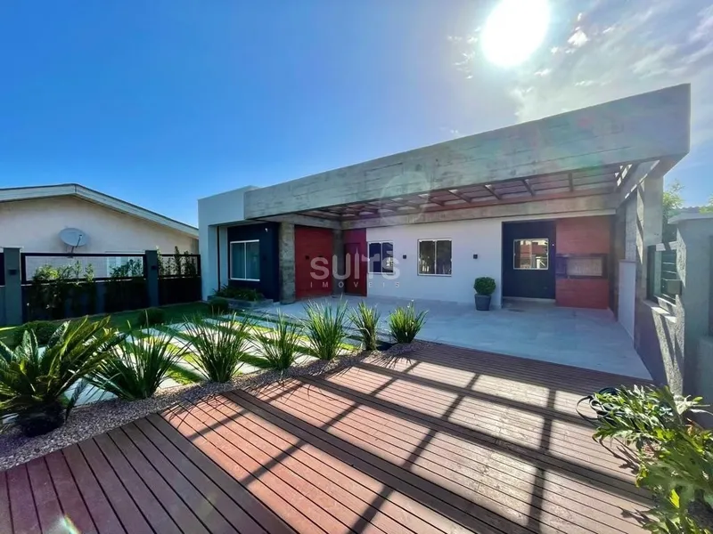 Excelente casa de Alto Padrão na praia de Atlântida Sul: 4ª foto da galeria de imagens do imóvel