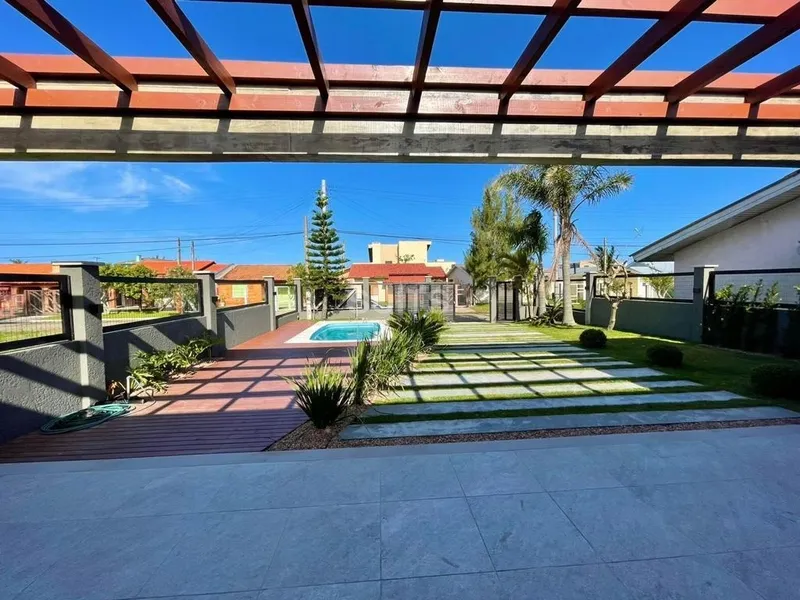 Excelente casa de Alto Padrão na praia de Atlântida Sul: 8ª foto da galeria de imagens do imóvel