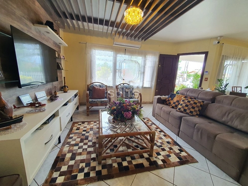 Excelente casa à venda no Centro : 7ª foto da galeria de imagens do imóvel