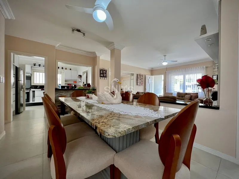 Incrível casa com 02 terrenos no centro de Xangri-Lá: 9ª foto da galeria de imagens do imóvel