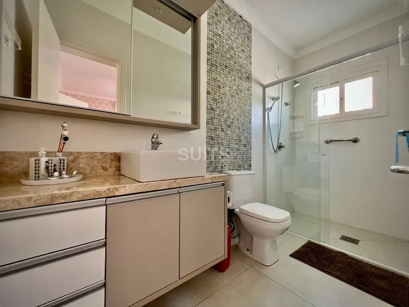 Incrível casa com 02 terrenos no centro de Xangri-Lá: 27ª foto da galeria de imagens do imóvel