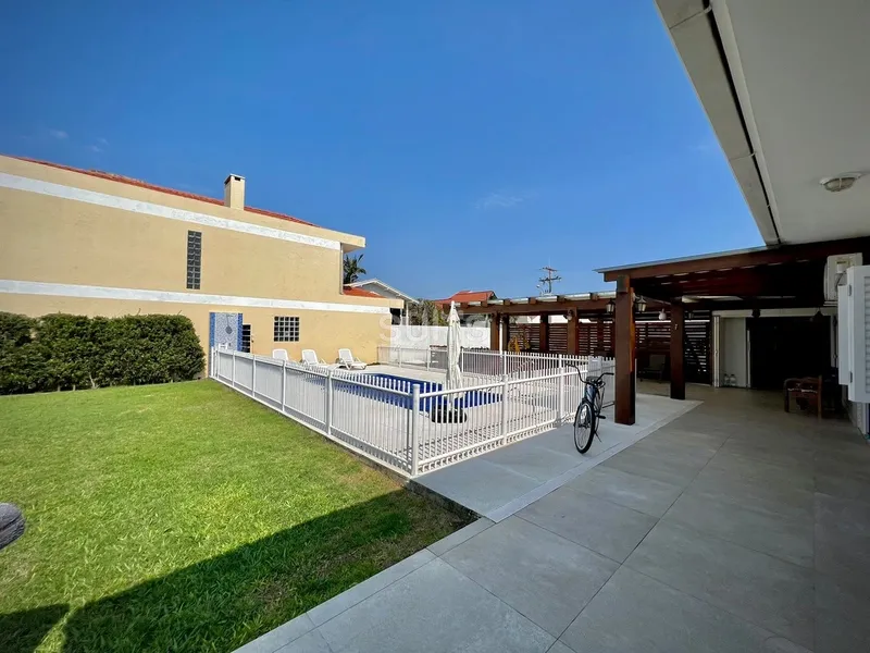 Incrível casa com 02 terrenos no centro de Xangri-Lá: 21ª foto da galeria de imagens do imóvel