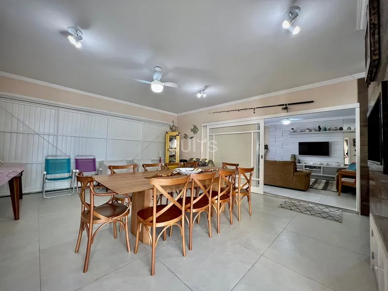 Incrível casa com 02 terrenos no centro de Xangri-Lá: 15ª foto da galeria de imagens do imóvel