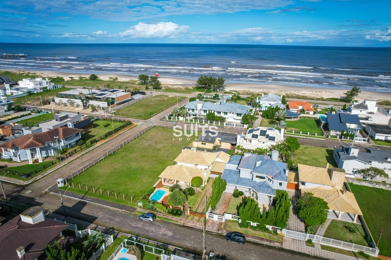 Excelente sobrado à 02 quadras do mar na praia de Atlântida: 44ª foto da galeria de imagens do imóvel