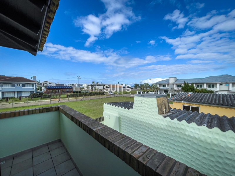 Excelente sobrado à 02 quadras do mar na praia de Atlântida: 40ª foto da galeria de imagens do imóvel