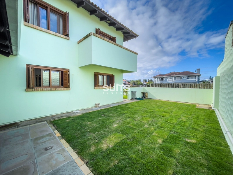 Excelente sobrado à 02 quadras do mar na praia de Atlântida: 27ª foto da galeria de imagens do imóvel