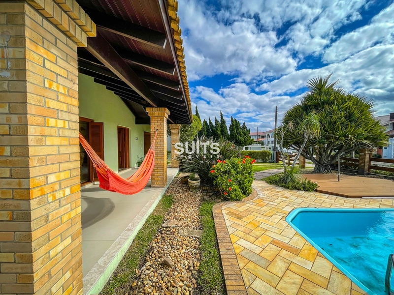 Excelente sobrado à 02 quadras do mar na praia de Atlântida: 4ª foto da galeria de imagens do imóvel