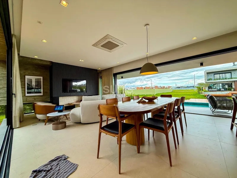 Excelente sobrado beira lago à venda no condomínio Amare Home Resort: 6ª foto da galeria de imagens do imóvel