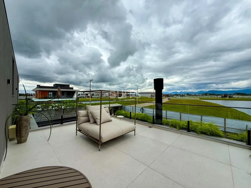 Excelente sobrado beira lago à venda no condomínio Amare Home Resort: 35ª foto da galeria de imagens do imóvel