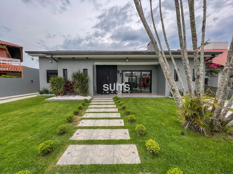 Ótima casa à venda na praia de Atlântida em Xangri-Lá: 2ª foto da galeria de imagens do imóvel