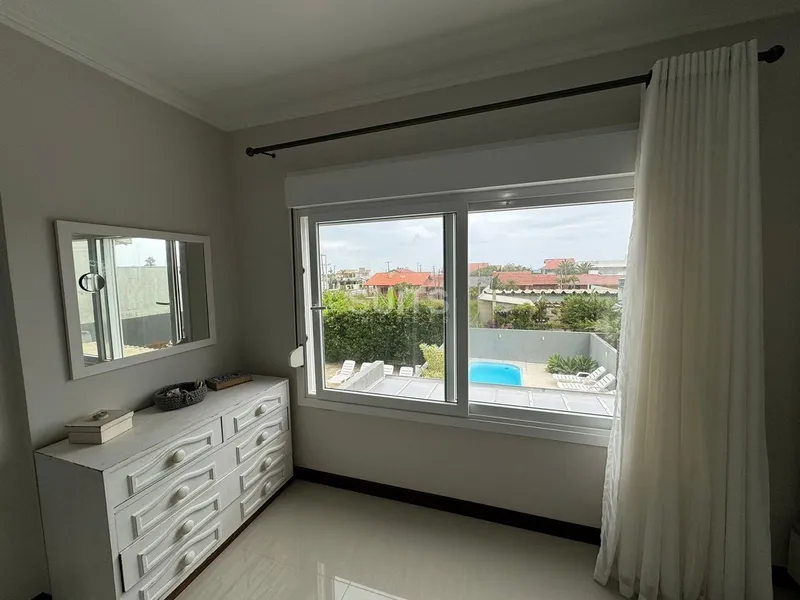 Excelente sobrado à 03 quadras do mar no Centro de Xangri-Lá: 12ª foto da galeria de imagens do imóvel