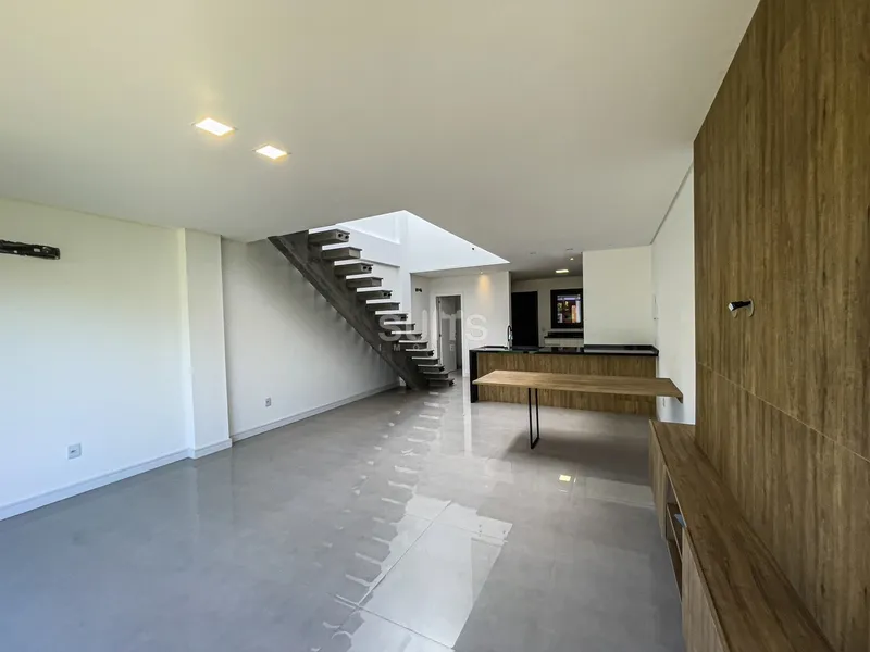 Excelente sobrado próximo ao mar: 5ª foto da galeria de imagens do imóvel