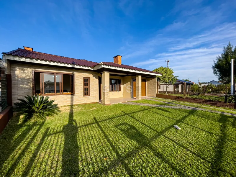 Linda casa na praia de Rainha do Mar em Xangri-Lá: 1ª foto da galeria de imagens do imóvel