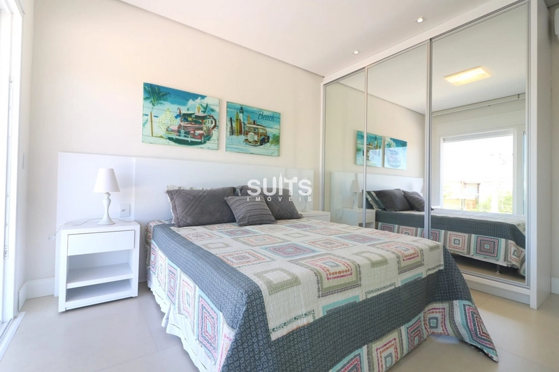 Sobrado na beira do lago no condomínio Enseada: 27ª foto da galeria de imagens do imóvel