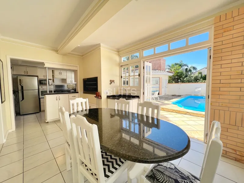 Excelente sobrado à venda no condomínio Lagos Park: 16ª foto da galeria de imagens do imóvel