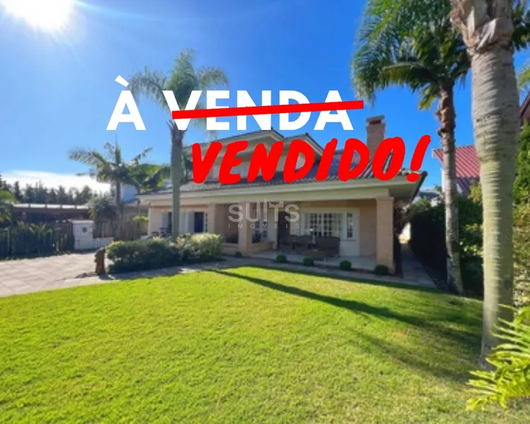 Excelente sobrado à venda no condomínio Lagos Park: 1ª foto da galeria de imagens do imóvel