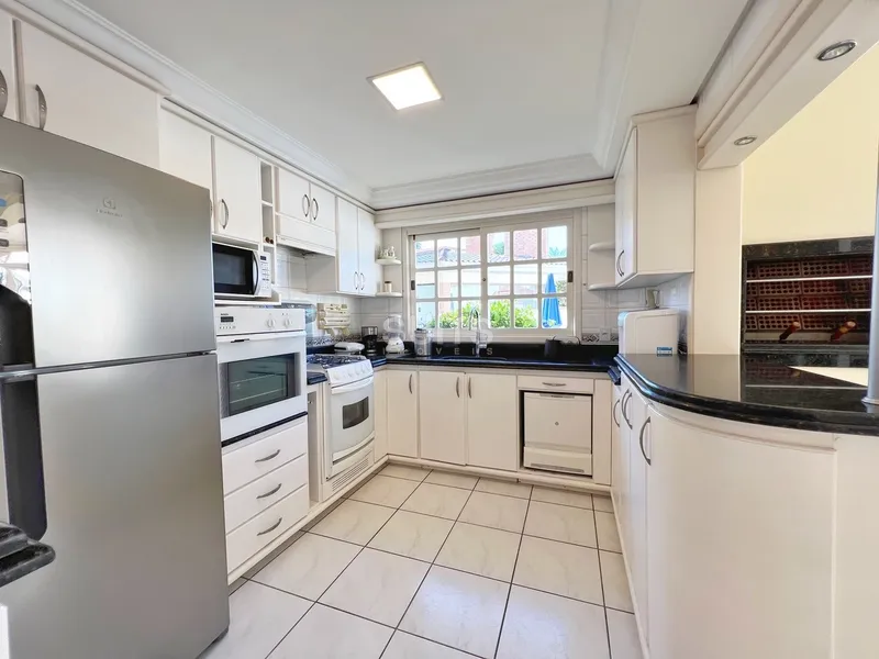 Excelente sobrado à venda no condomínio Lagos Park: 32ª foto da galeria de imagens do imóvel