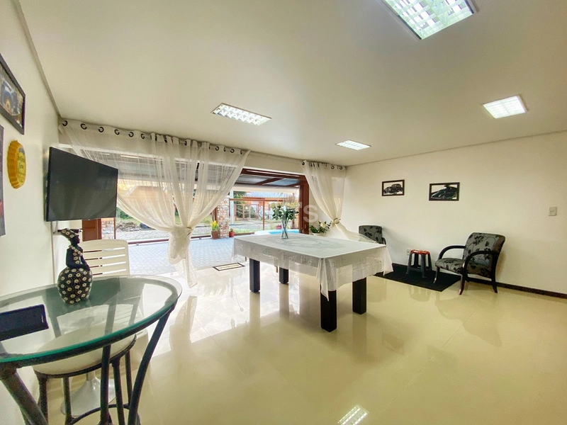 Excelente casa com Piscina na divisa com Atlântida: 9ª foto da galeria de imagens do imóvel