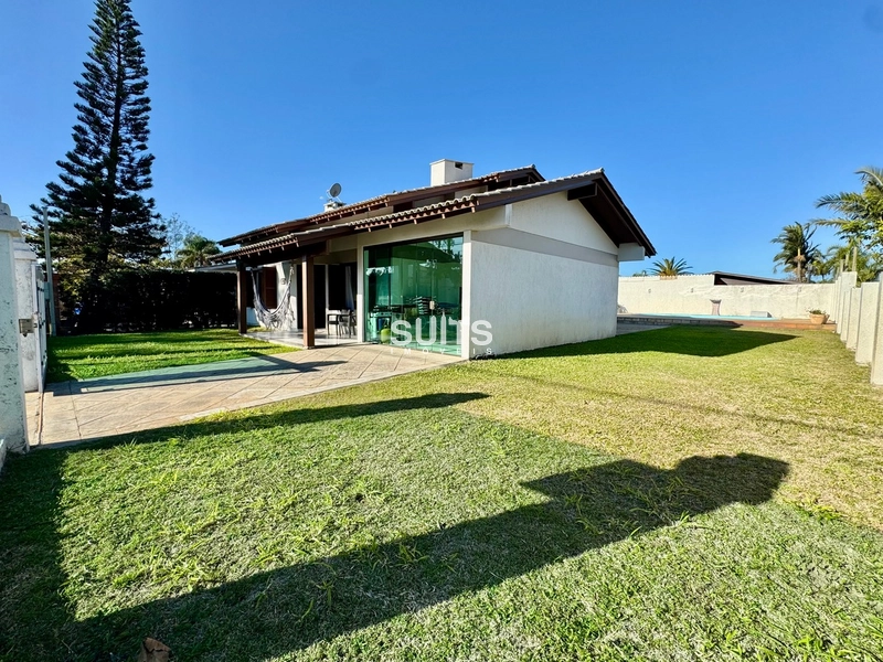 Excelente casa térrea à venda na praia de Atlântida em Xangri-lá: 5ª foto da galeria de imagens do imóvel