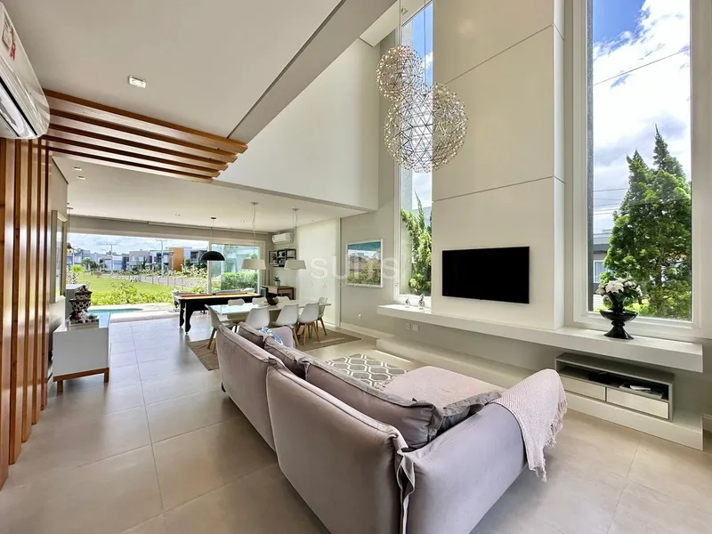 Excelente sobrado na beira do lago no condomínio Las Palmas: 6ª foto da galeria de imagens do imóvel